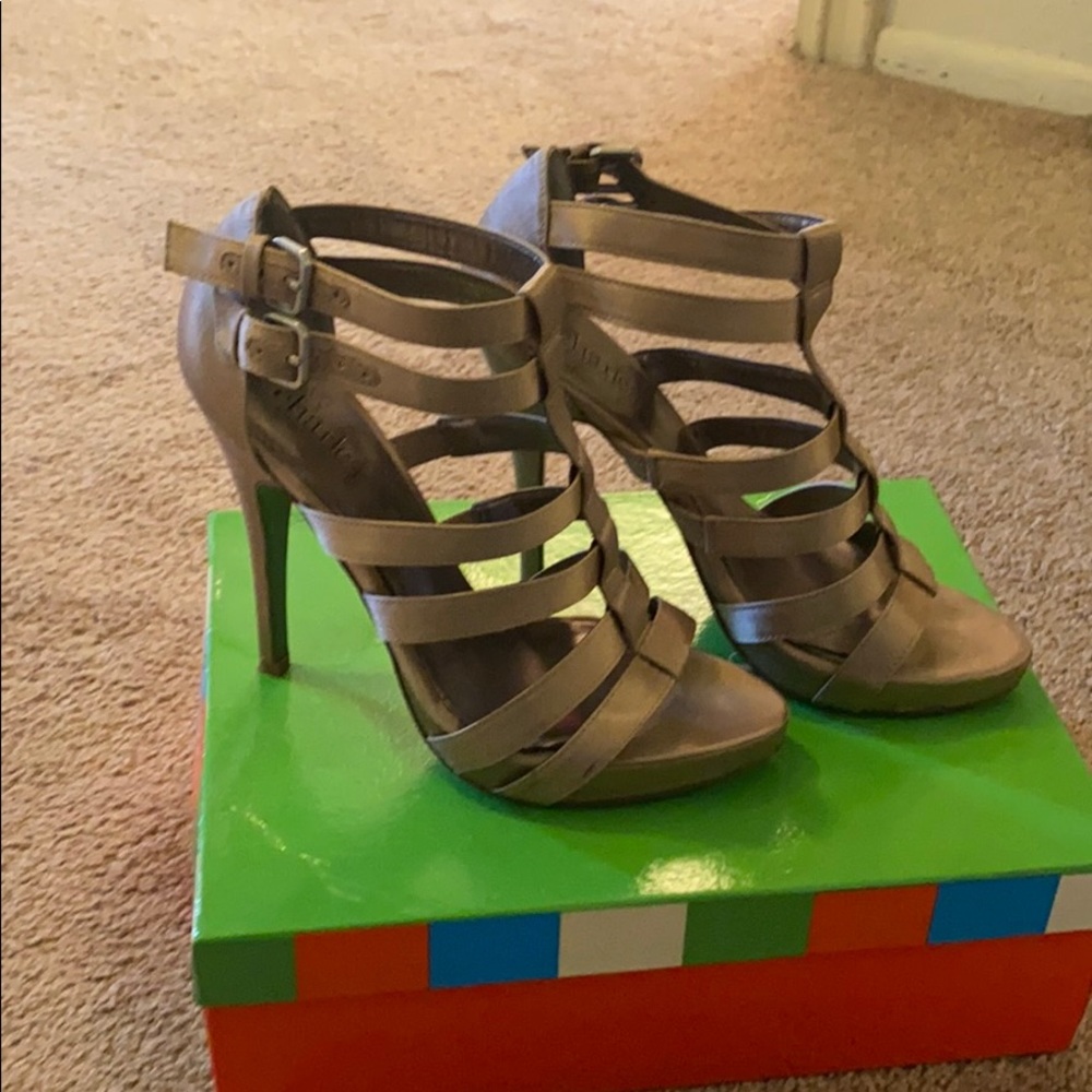 Charles David Satin high heels, champagne colored